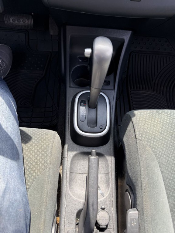2012 Nissan Versa Image 25