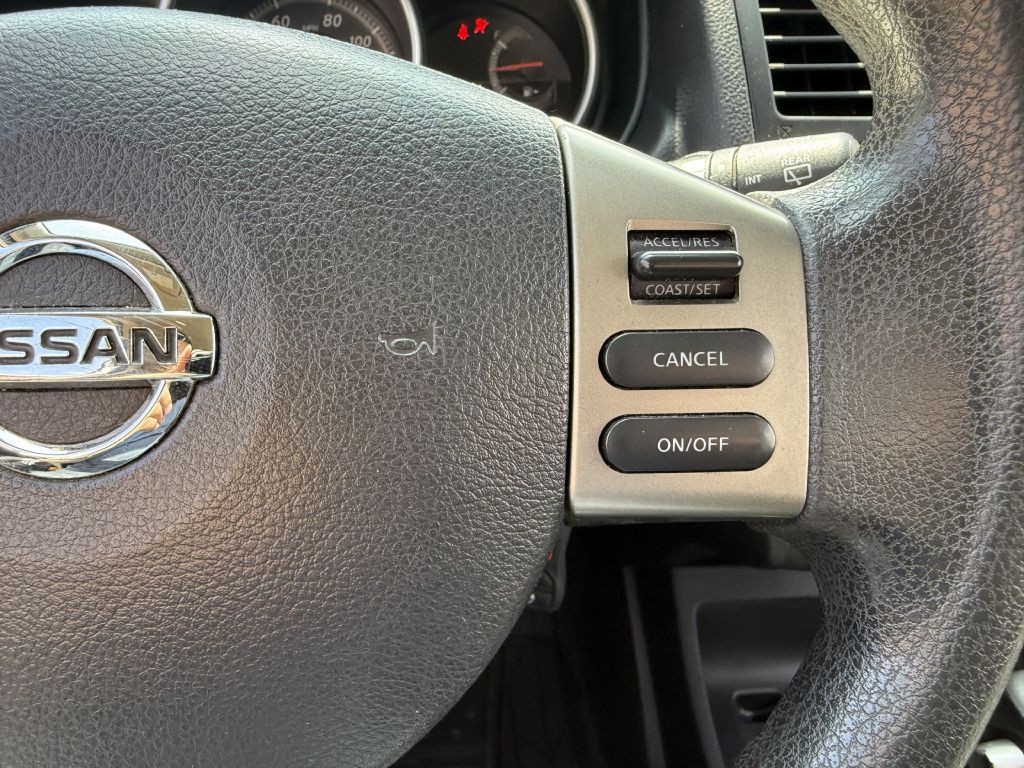2012 Nissan Versa Image 29