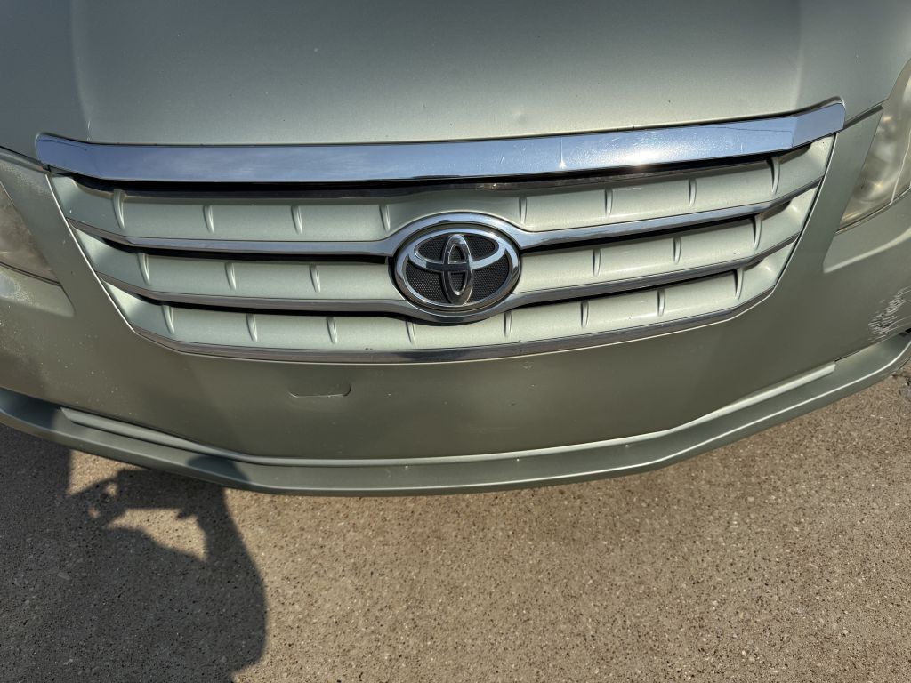 2007 Toyota Avalon Image 8