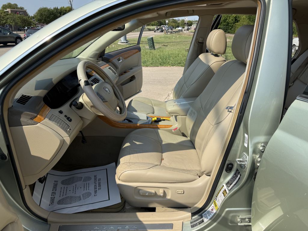 2007 Toyota Avalon Image 9