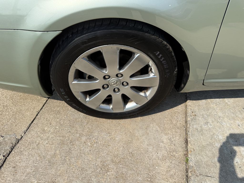 2007 Toyota Avalon Image 24