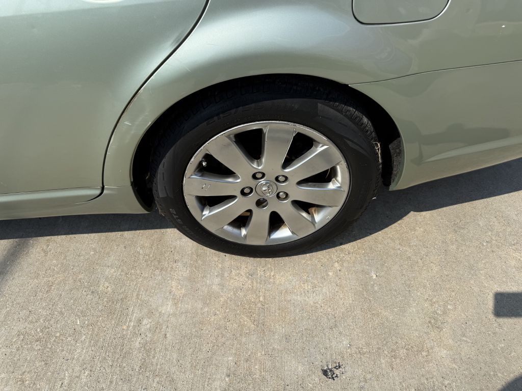 2007 Toyota Avalon Image 25