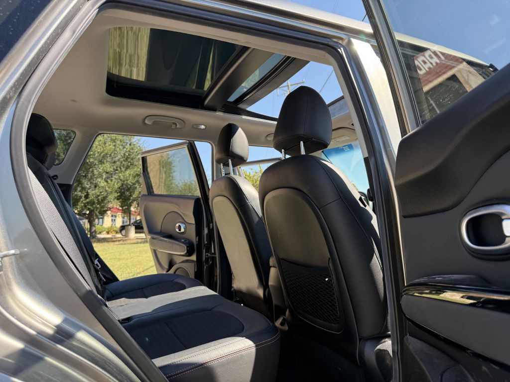 2018 Kia Soul Image 21