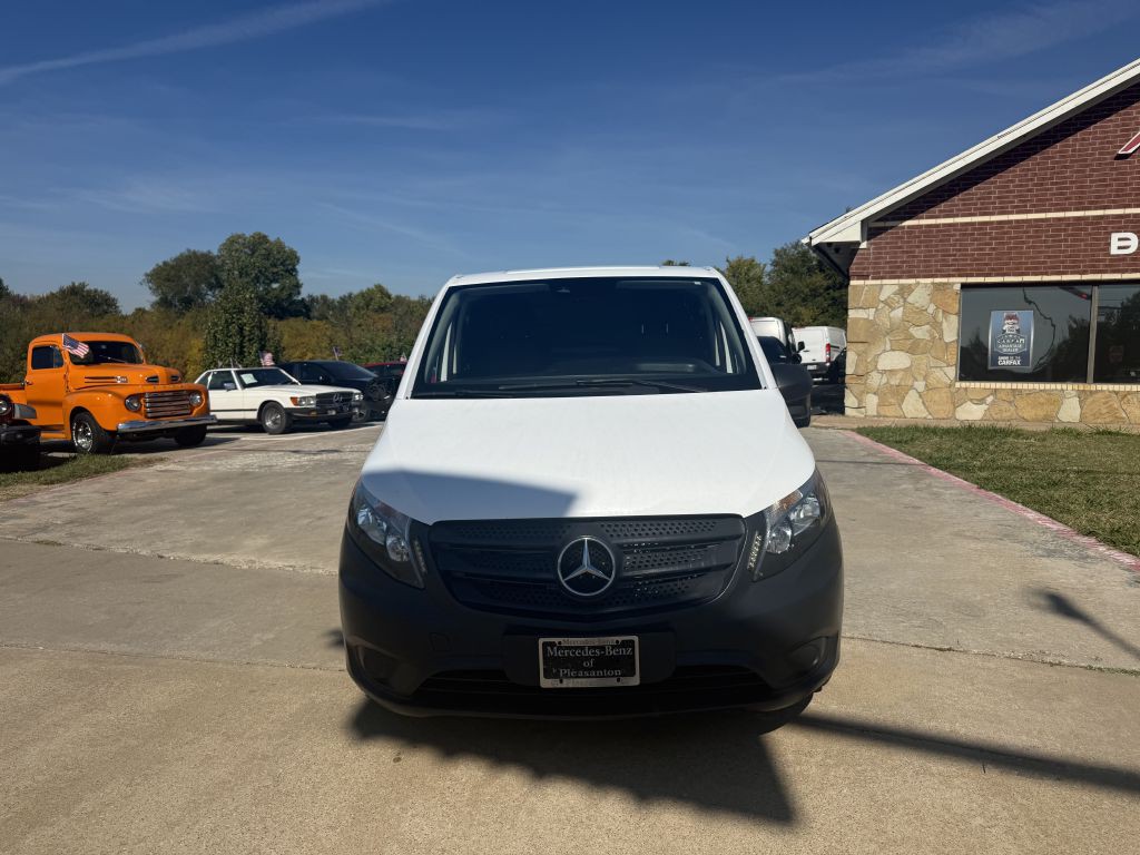 2018 Mercedes-Benz Metris Image 3