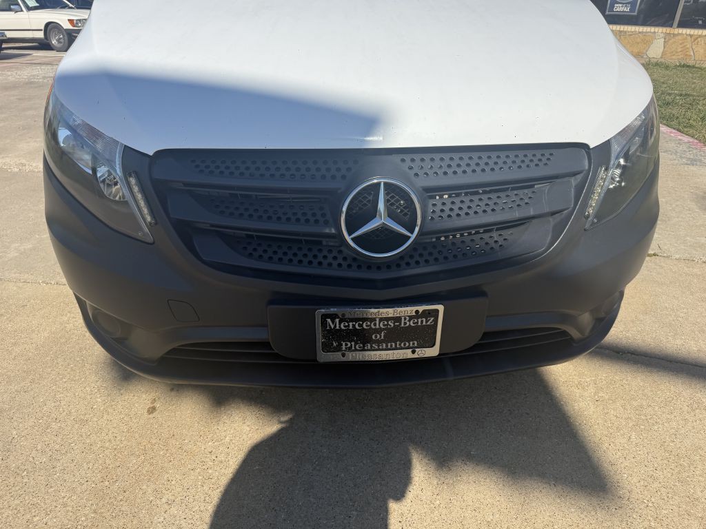 2018 Mercedes-Benz Metris Image 8
