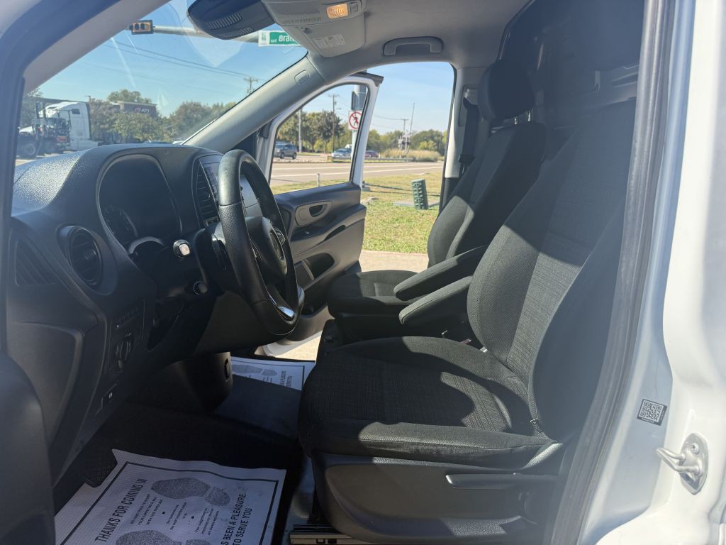 2018 Mercedes-Benz Metris Image 10