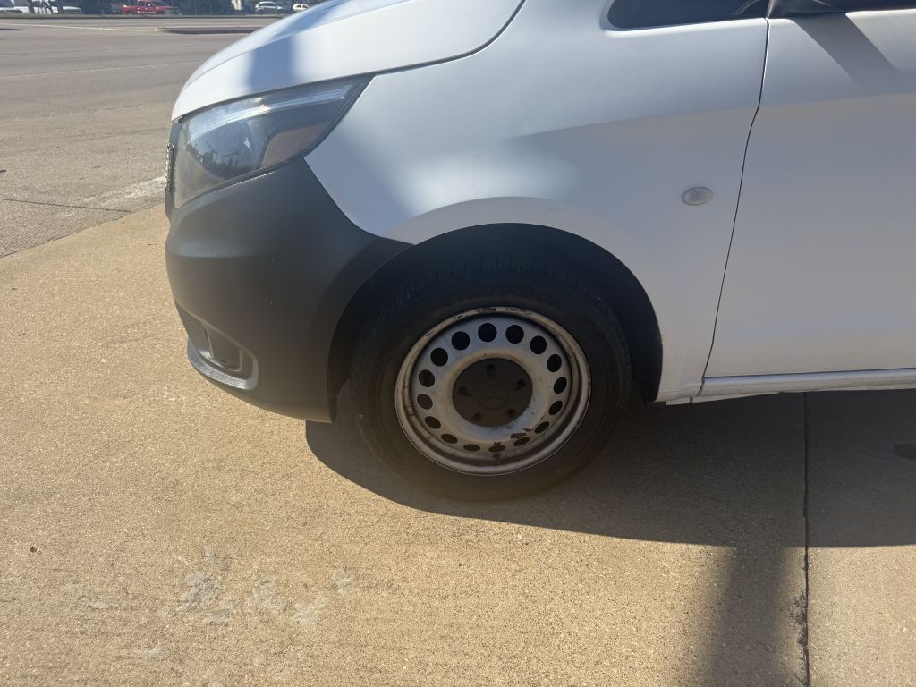 2018 Mercedes-Benz Metris Image 31