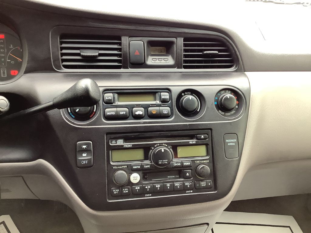 2003 Honda Odyssey Image 23