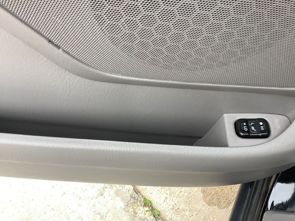 2003 Honda Odyssey Image 32