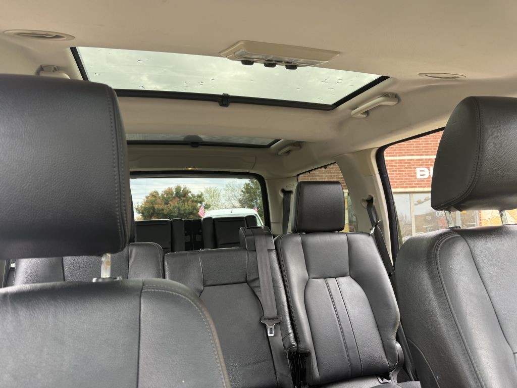 2011 Land Rover LR4 Image 33