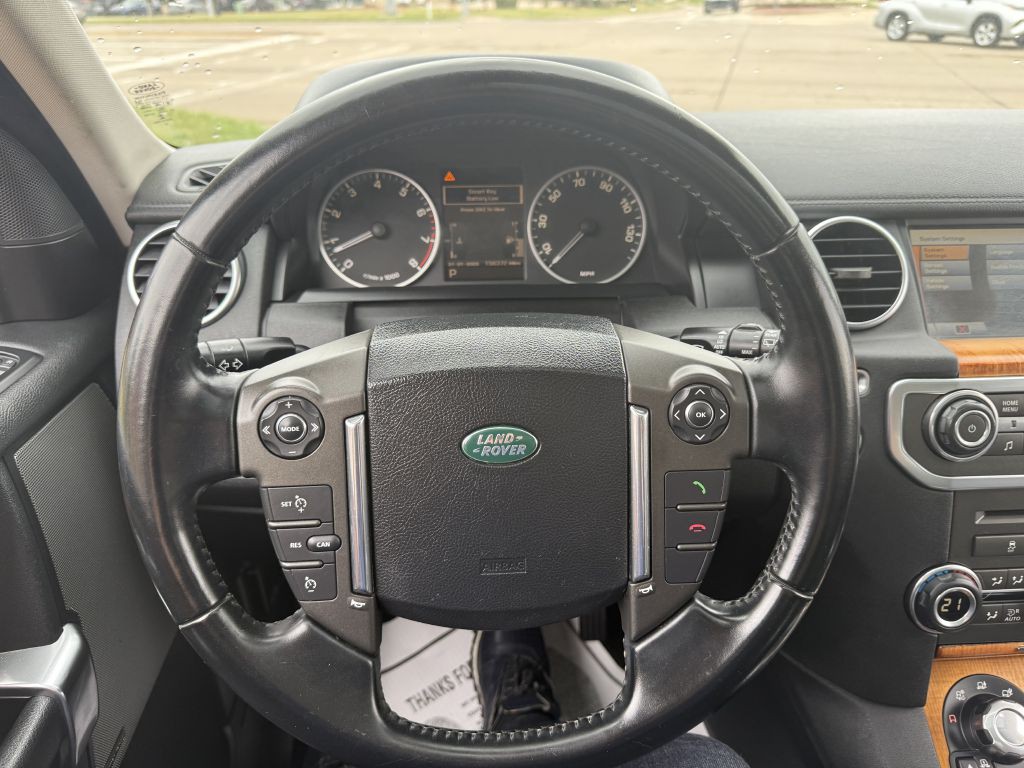 2011 Land Rover LR4 Image 34
