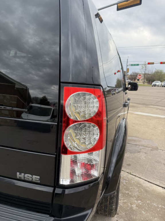 2011 Land Rover LR4 Image 48