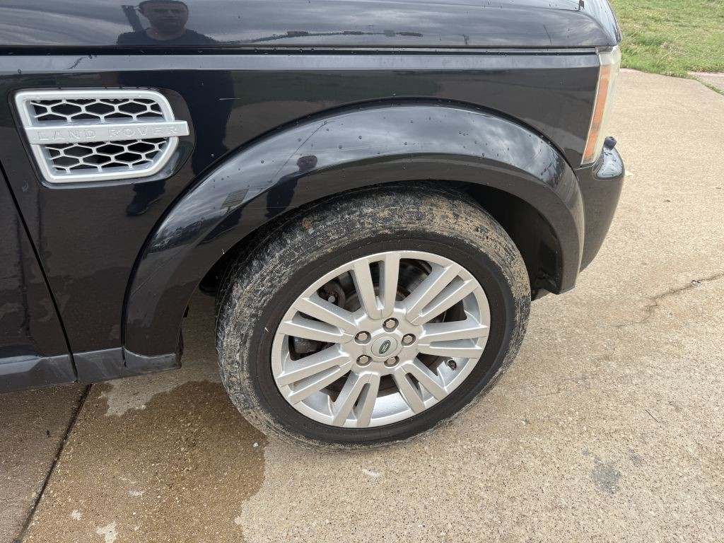 2011 Land Rover LR4 Image 52