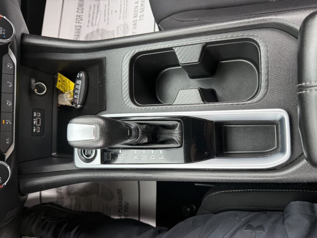 2023 Nissan Sentra Image 36