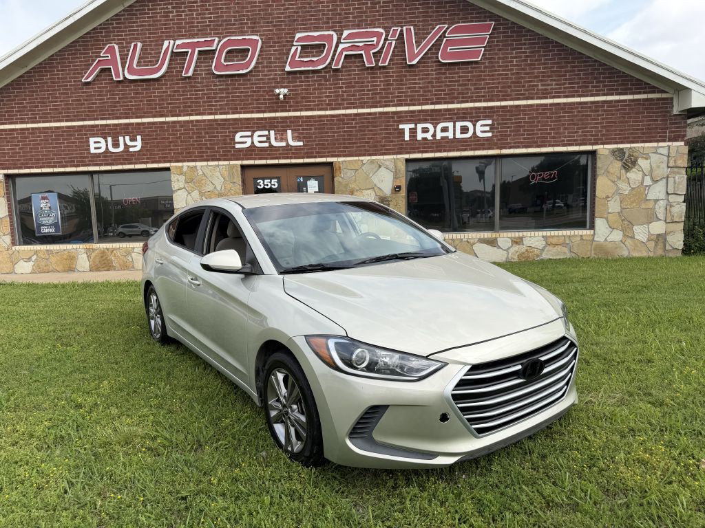 2017 Hyundai Elantra Image 1