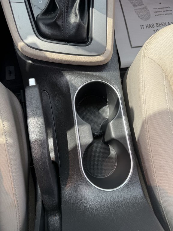 2017 Hyundai Elantra Image 26