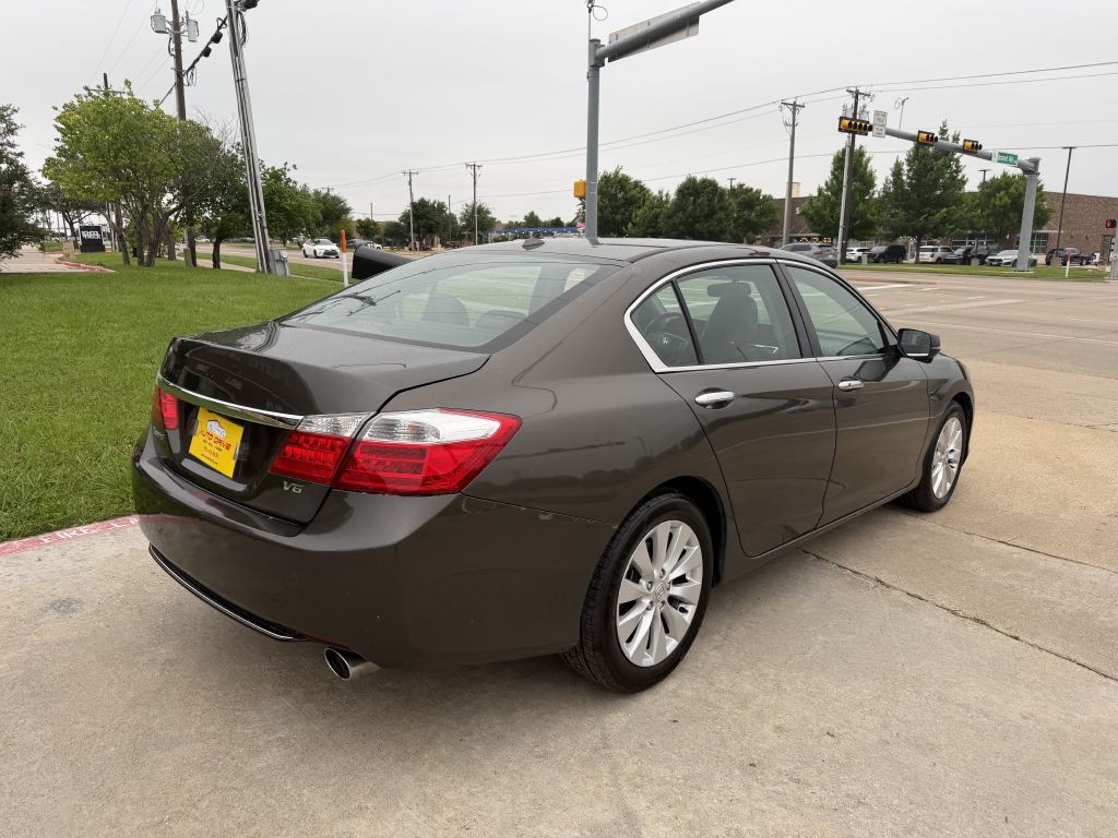 2013 Honda Accord Image 7