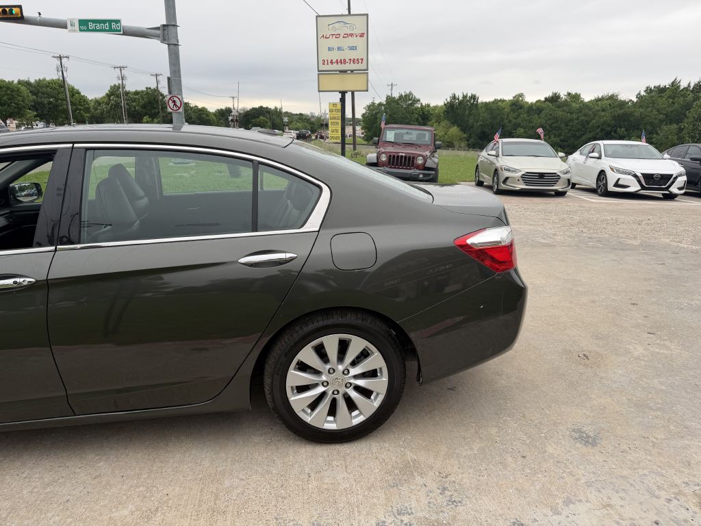 2013 Honda Accord Image 13