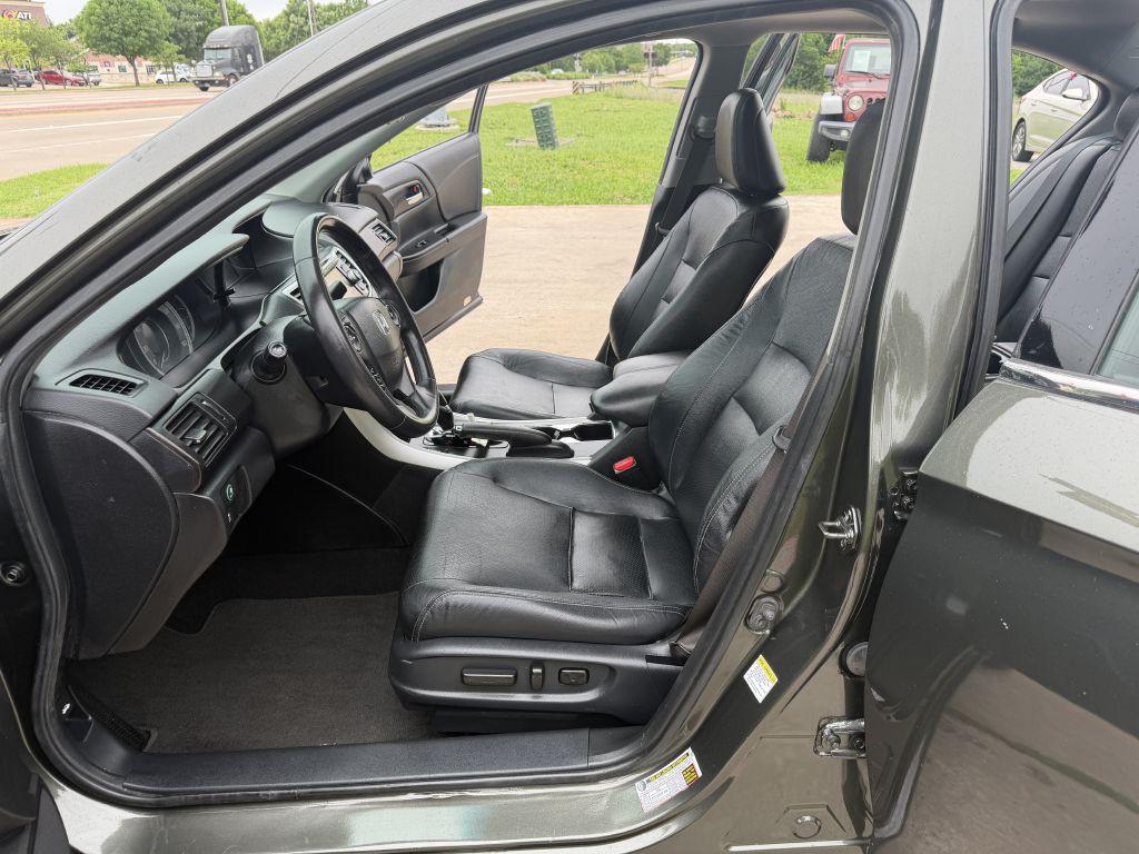 2013 Honda Accord Image 15
