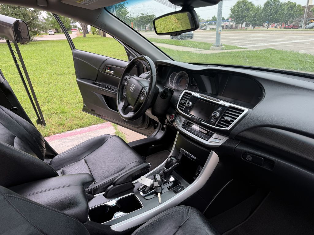 2013 Honda Accord Image 21
