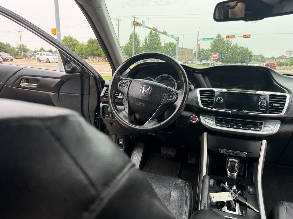 2013 Honda Accord Image 24