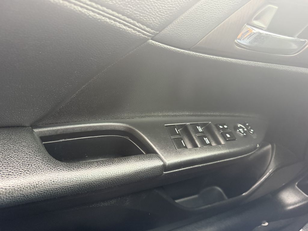 2013 Honda Accord Image 39