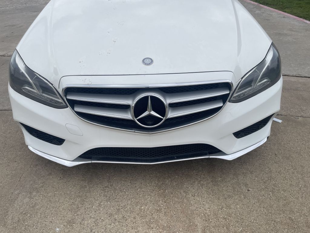 2016 Mercedes-Benz E-Class Image 9