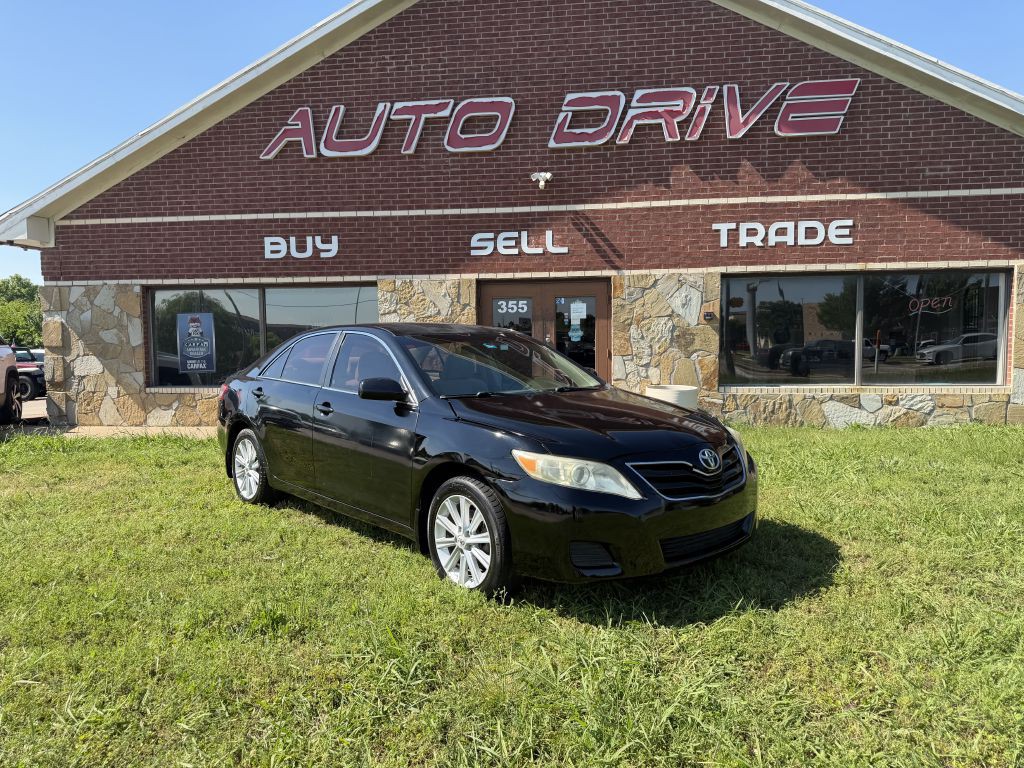 2011 Toyota Camry Image 1