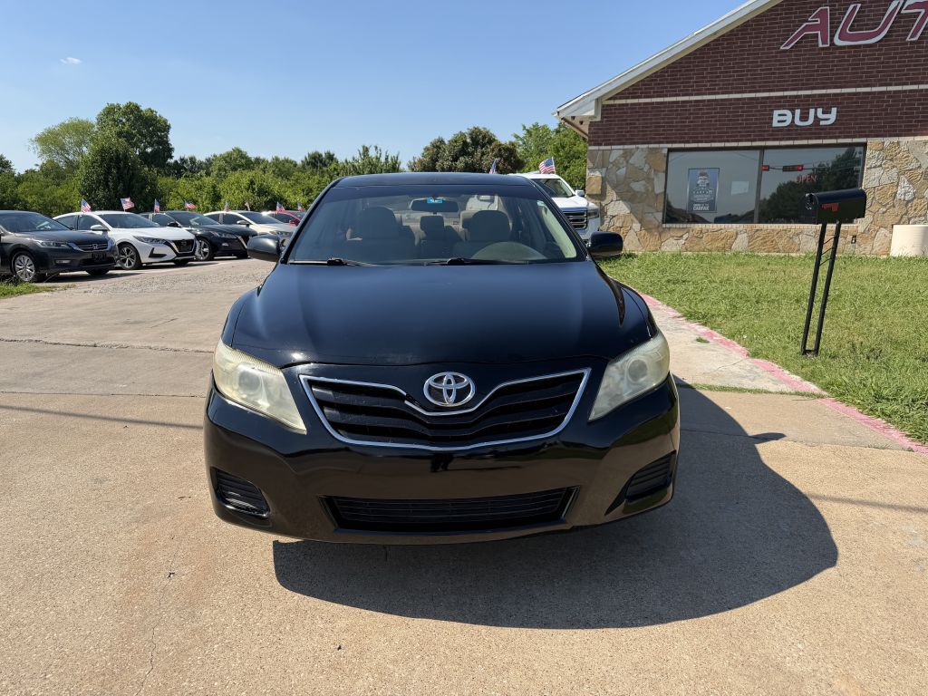 2011 Toyota Camry Image 3
