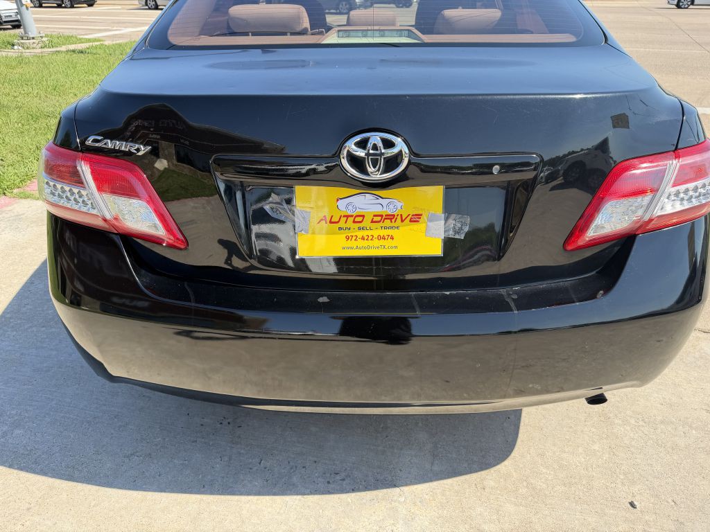 2011 Toyota Camry Image 9