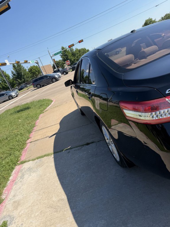 2011 Toyota Camry Image 10
