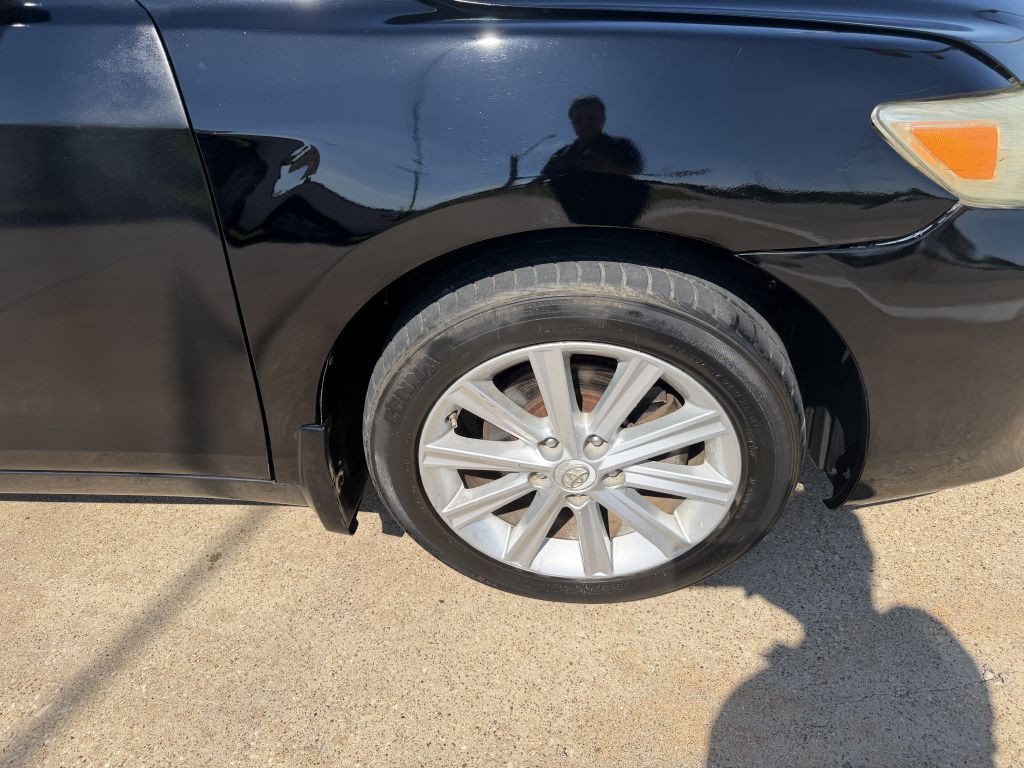 2011 Toyota Camry Image 28