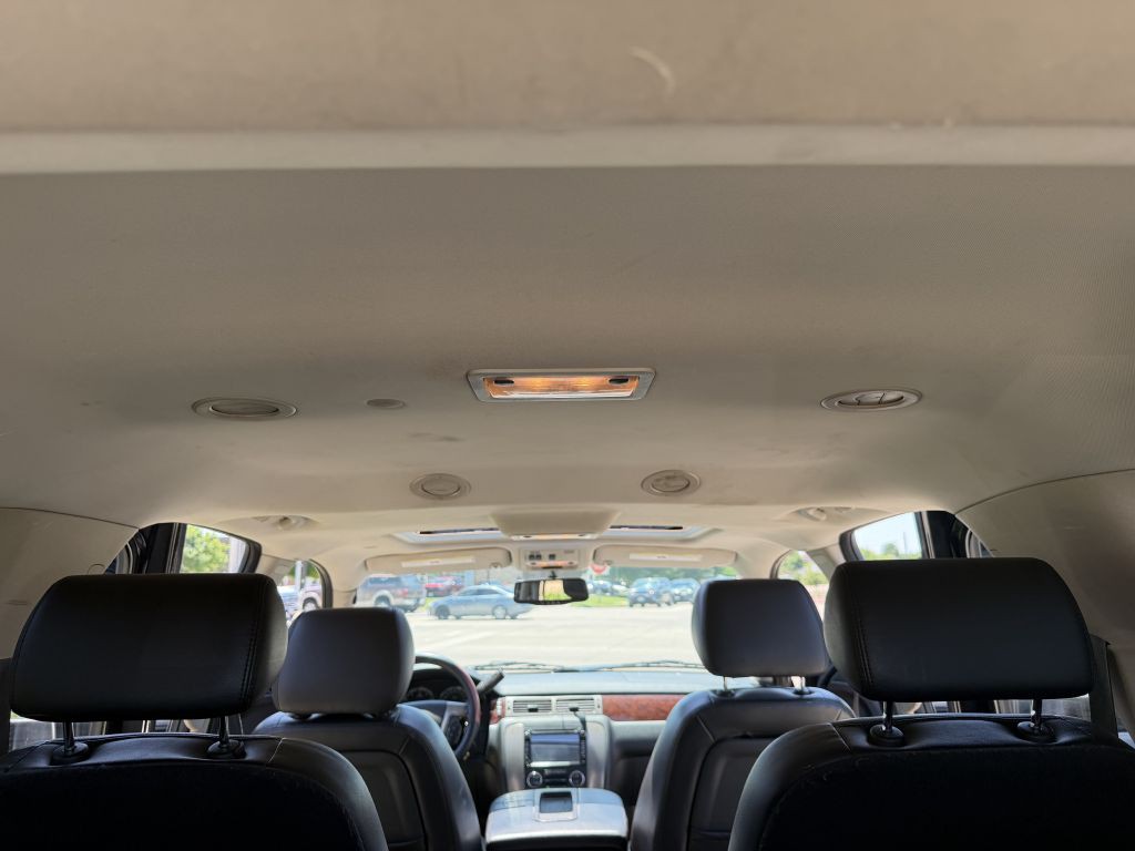2010 GMC Yukon Image 17