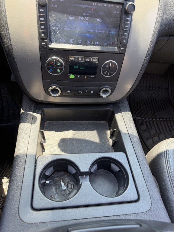 2010 GMC Yukon Image 29