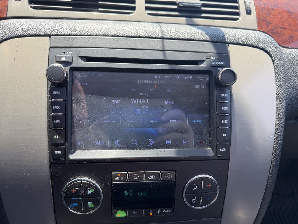 2010 GMC Yukon Image 35