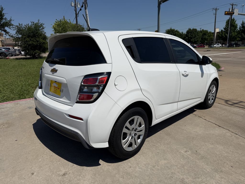 2020 Chevrolet Sonic Image 7