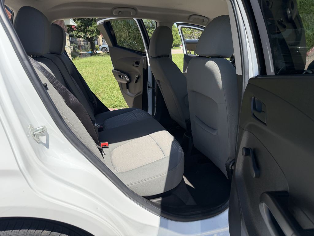 2020 Chevrolet Sonic Image 18