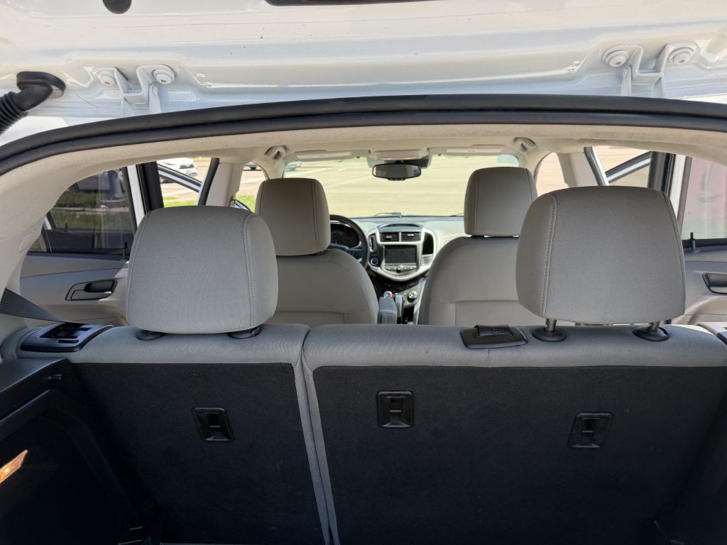 2020 Chevrolet Sonic Image 19