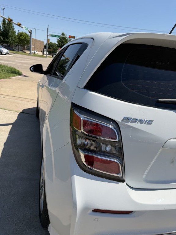2020 Chevrolet Sonic Image 25