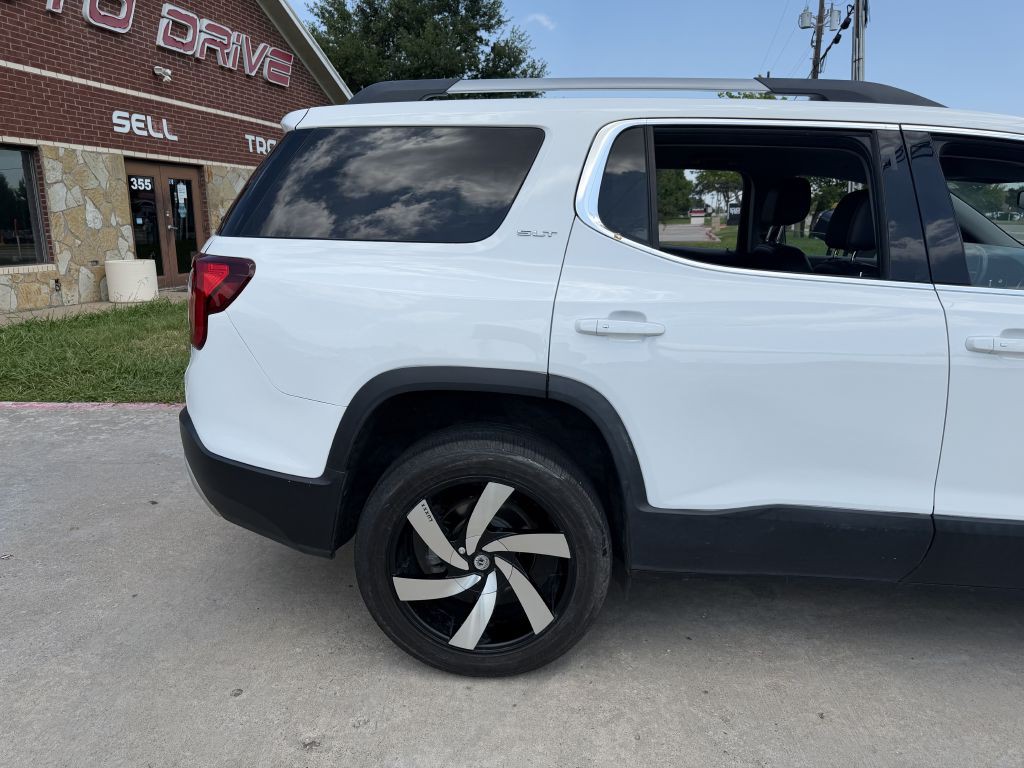 2020 GMC Acadia Image 12