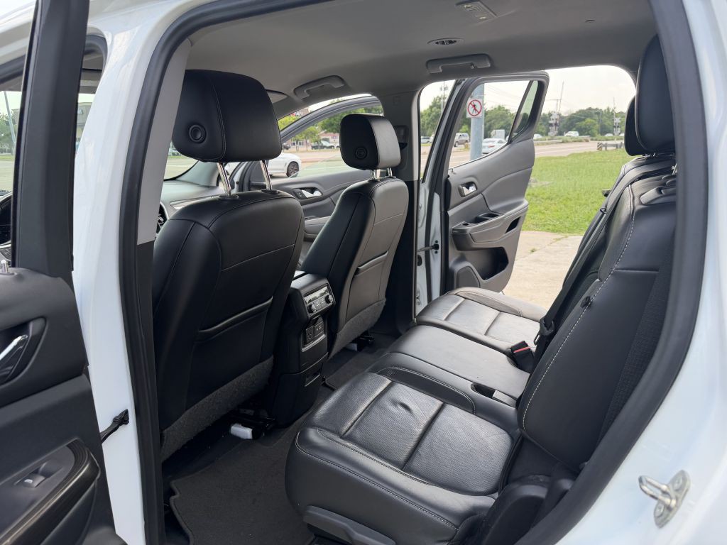 2020 GMC Acadia Image 24