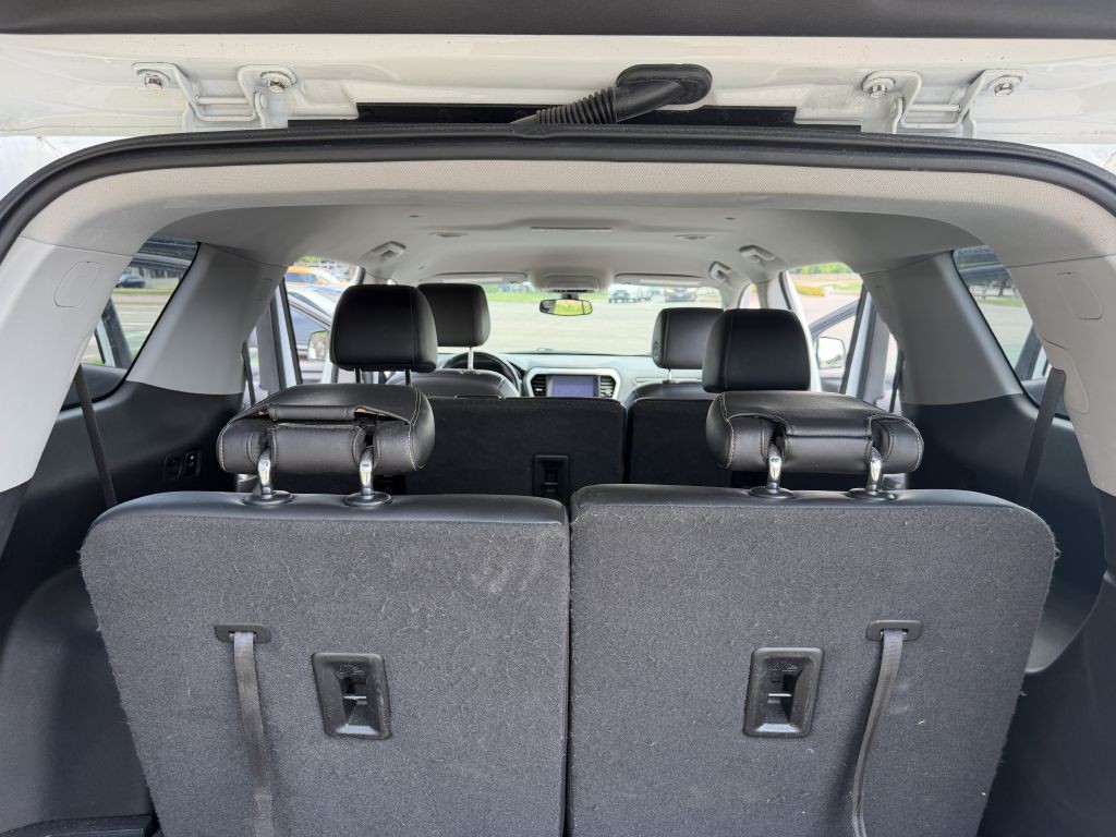 2020 GMC Acadia Image 28