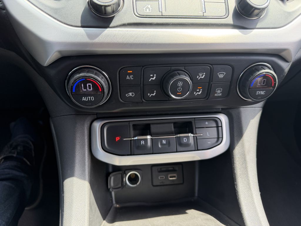 2020 GMC Acadia Image 43