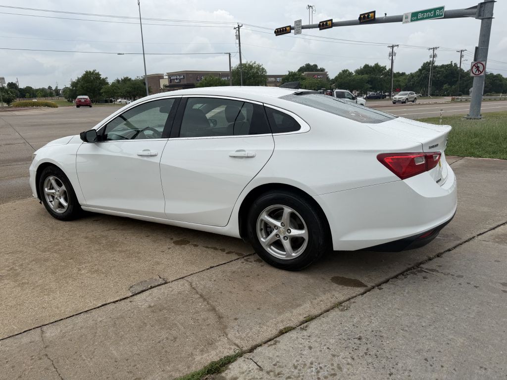 2016 Chevrolet Malibu Image 5