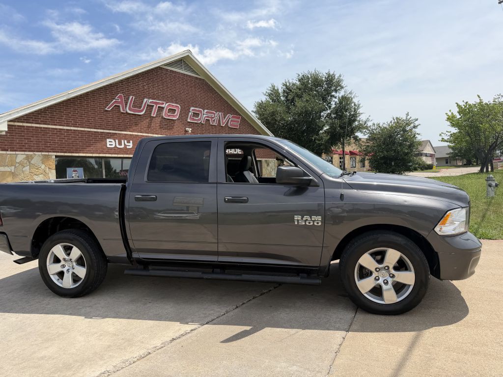 2016 RAM 1500 Image 2