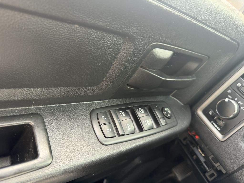 2016 RAM 1500 Image 27