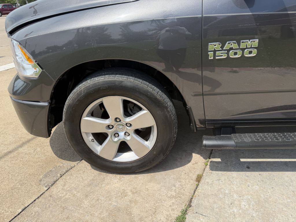 2016 RAM 1500 Image 43