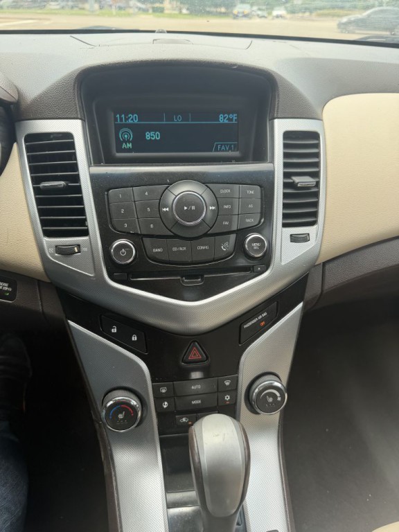 2012 Chevrolet Cruze Image 21