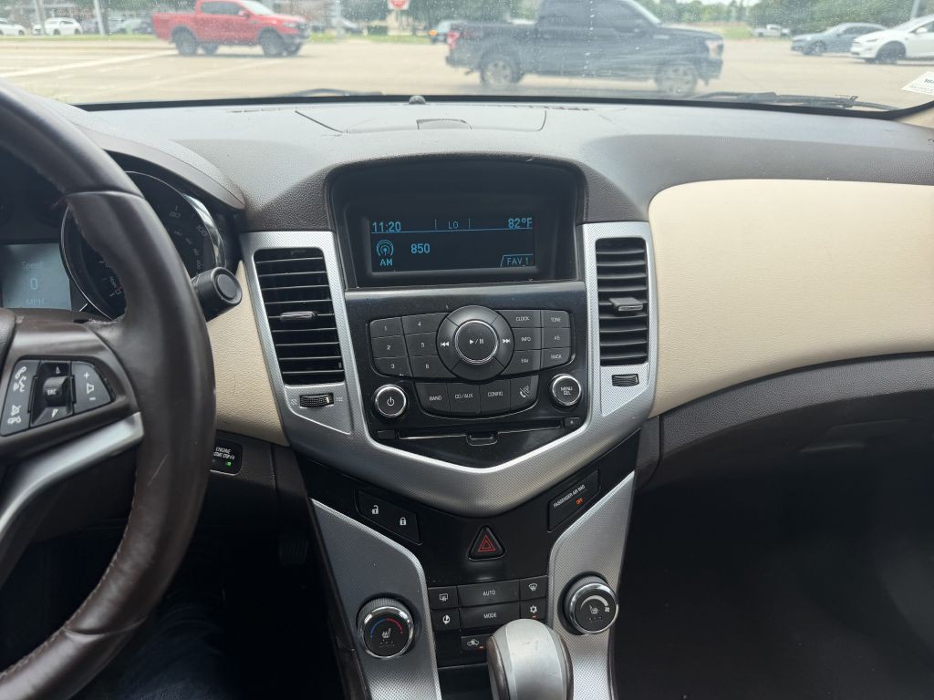 2012 Chevrolet Cruze Image 26