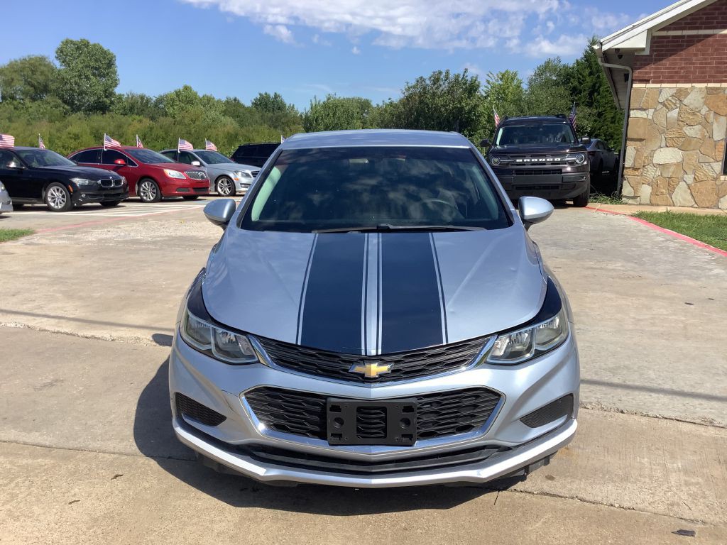 2017 Chevrolet Cruze Image 3